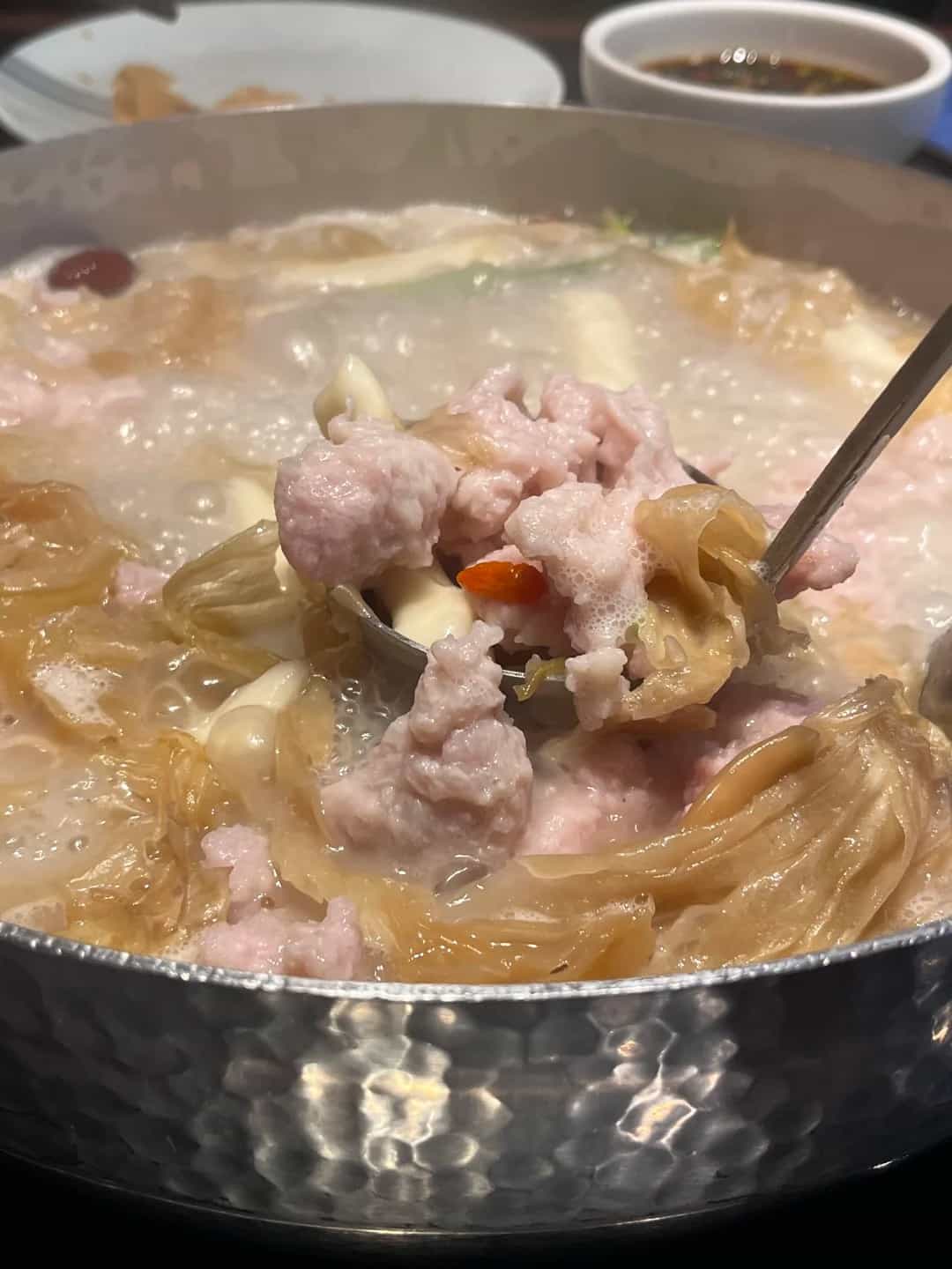 老来福·酸汤兔(凯旋路店)